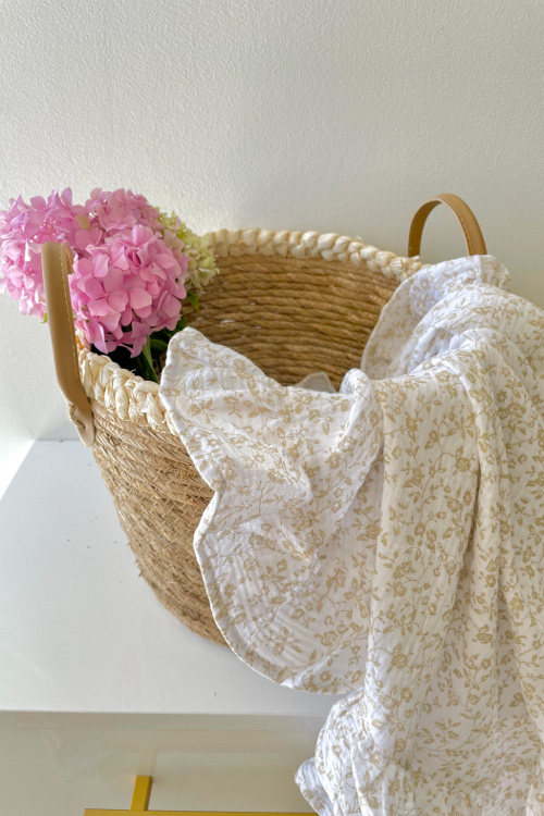 3u1 muslin prekrivač za krevetić s uzorkom cvjetova bijeli
